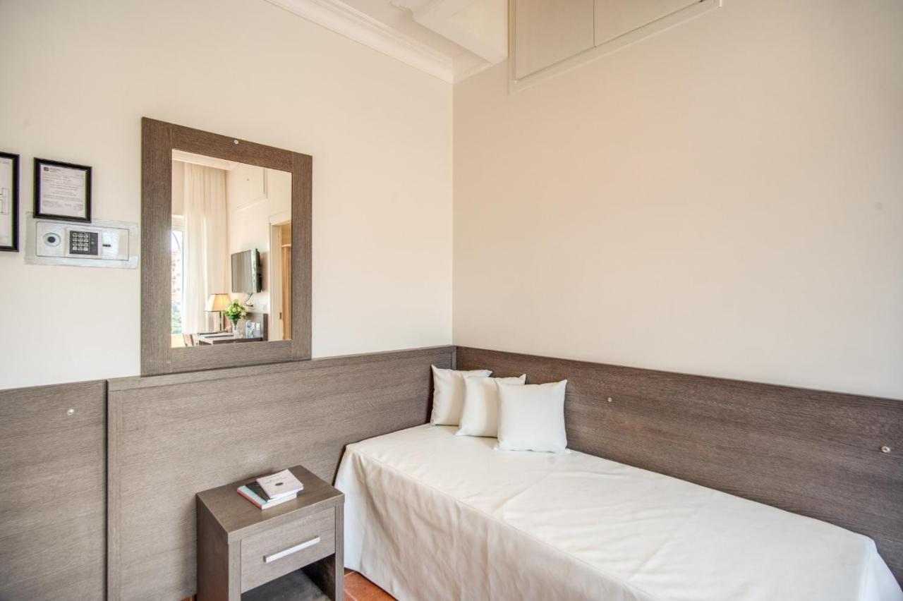 Hotel Mirti Rome Extérieur photo